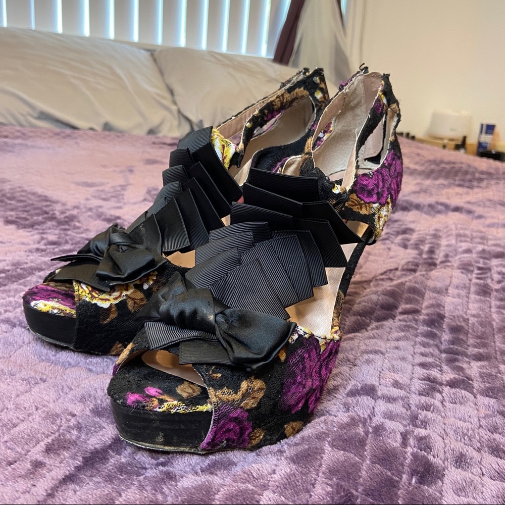 Floral Betsy Johnson Heels
